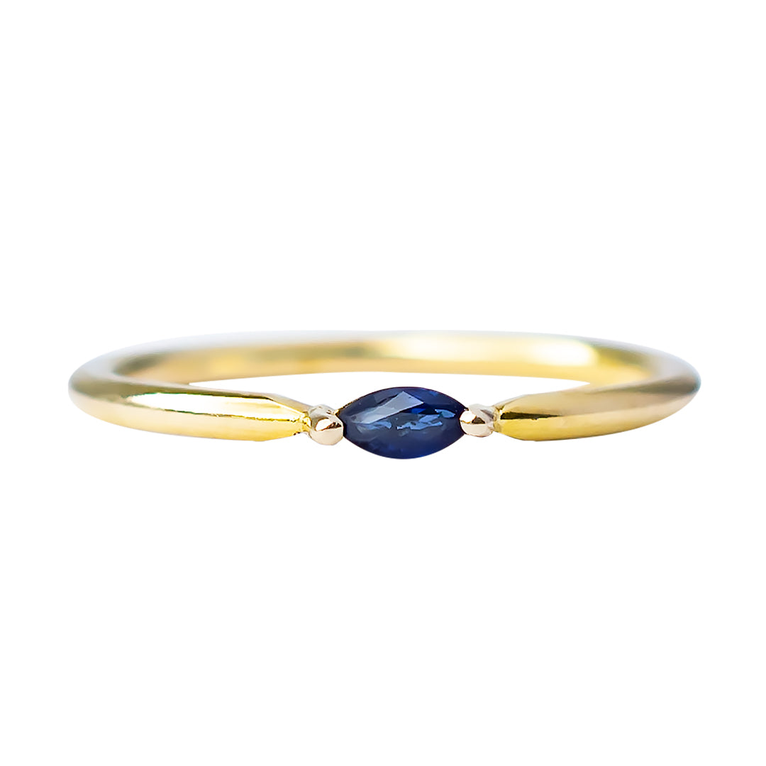 Anillo aro de oro amarillo de 18 kts con Zafiro Azul